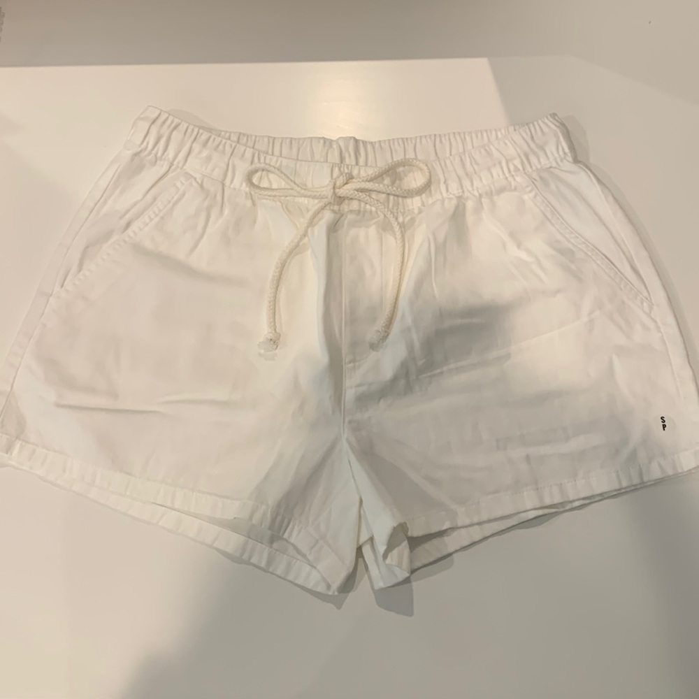 Aerie White shorts